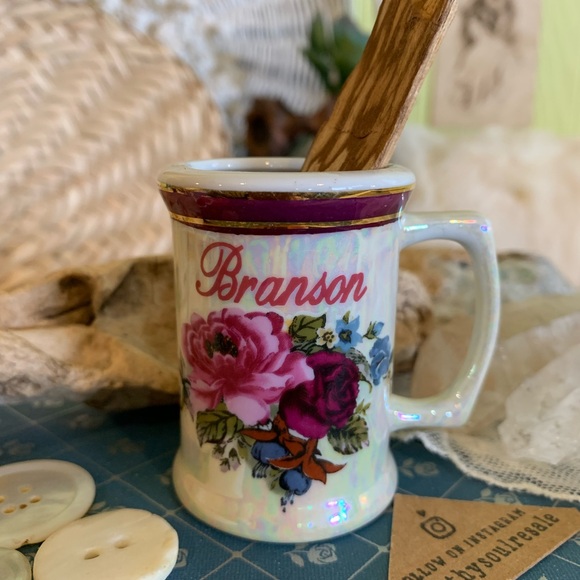 Vintage MO Mini Mug 🍇 - Picture 2 of 9